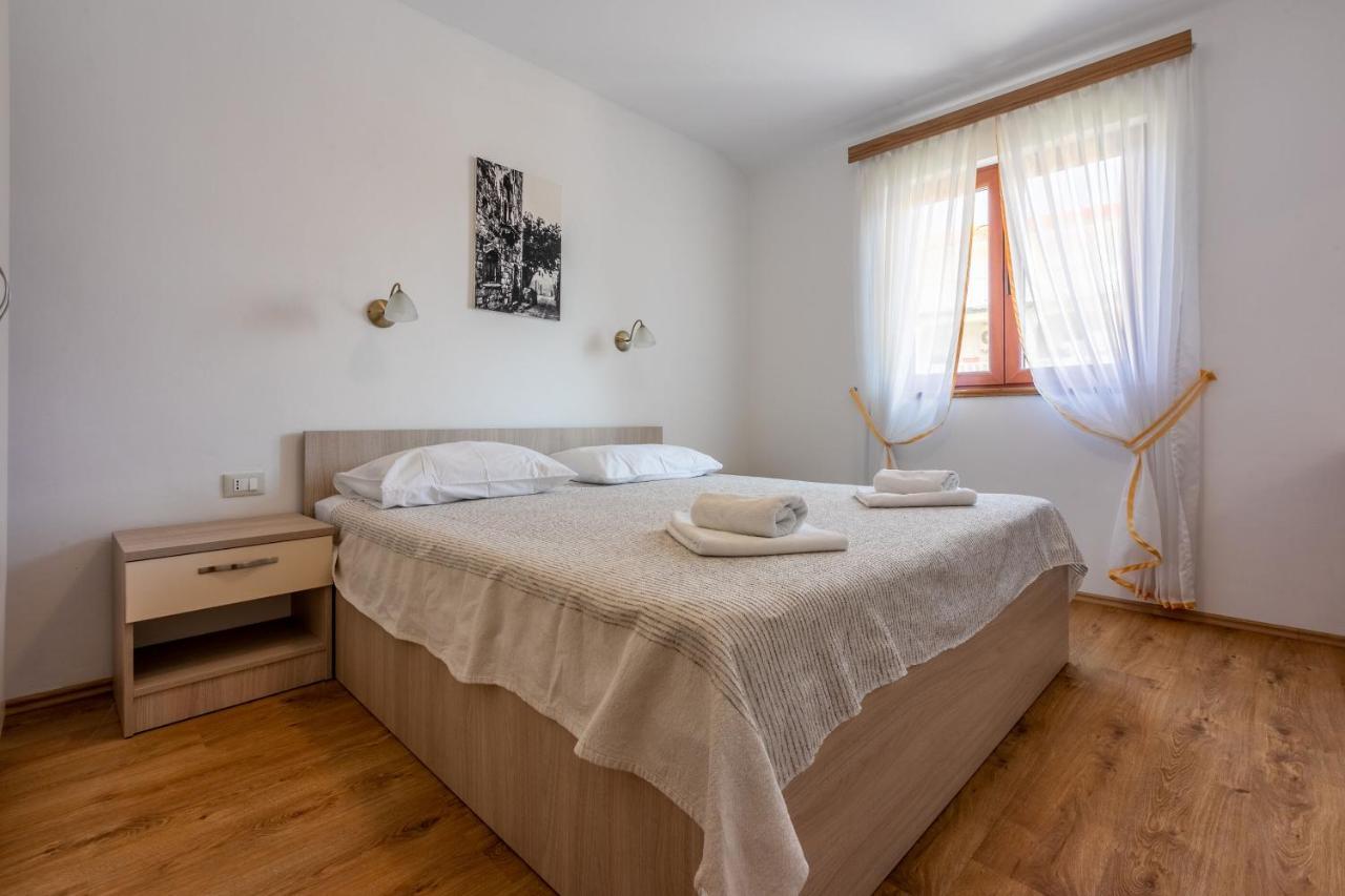 House Marija Villa Lopar Bagian luar foto