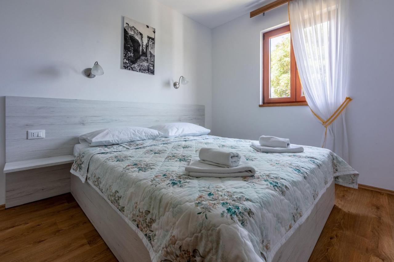 House Marija Villa Lopar Bagian luar foto